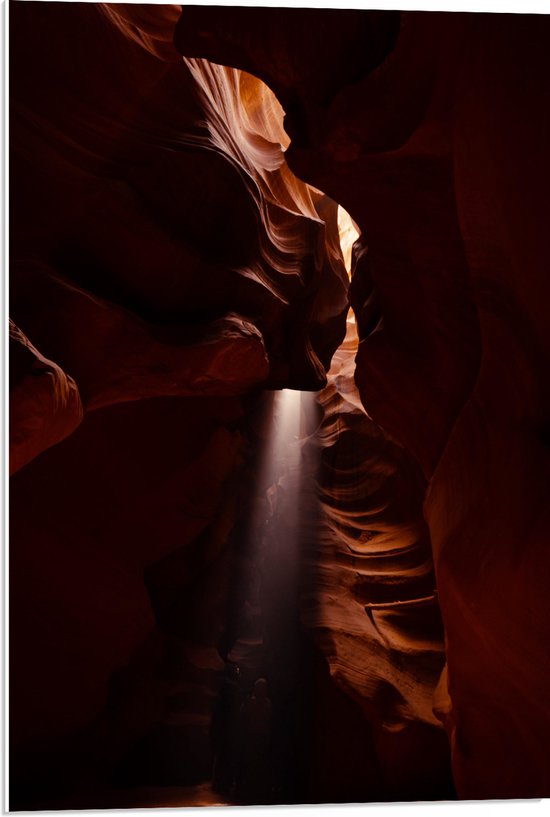 WallClassics - PVC Schuimplaat - Ravijn Upper Antelope Canyon met Zonlicht - 50x75 cm Foto op PVC Schuimplaat (Met Ophangsysteem)
