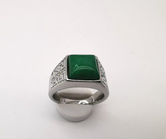 RVS Edelsteen groene Jade zilverkleurig Griekse design Ring. Maat 20. Vierkant ringen met beschermsteen. geweldige ring zelf te dragen of iemand cadeau te geven.