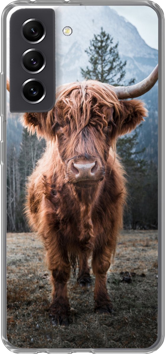 Telefoonhoesje Geschikt voor Samsung Galaxy S21 FE hoesje - Schotse hooglander - Berg - Dier - Siliconen Telefoonhoesje Telefoonhoesje