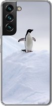 Geschikt voor Samsung Galaxy S22 hoesje - Pinguïn - IJs - Winter - Siliconen Telefoonhoesje