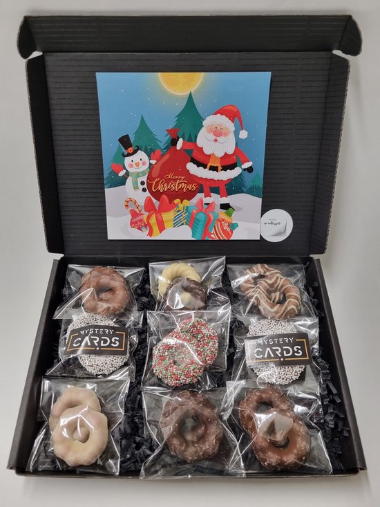 Foto: Kerstkransjes proeverij pakket 9 smaken mystery card merry christmas met persoonlijke video boodschap kerstpakket kerst cadeaubox chocolade cadeau brievenbusbox