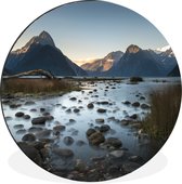 WallCircle - Wandcirkel - Muurcirkel - Meer en bergen in het Nationaal park Fiordland - Aluminium - Dibond - ⌀ 120 cm - Binnen en Buiten XXL