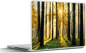 Laptop sticker - 12.3 inch - Bos - Zon - Bomen - Gras - Landschap - Natuur - 30x22cm - Laptopstickers - Laptop skin - Cover