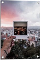 WallClassics - Tuinposter – Polaroid Foto van de Stad - 40x60 cm Foto op Tuinposter  (wanddecoratie voor buiten en binnen)