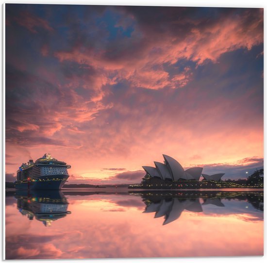 WallClassics - PVC Schuimplaat - Sydney Opera House met Zonsondergang - 50x50 cm Foto op PVC Schuimplaat (Met Ophangsysteem)