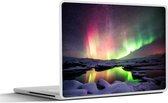 Laptop sticker - 14 inch - Noorderlicht - Sneeuw - IJsland - 32x5x23x5cm - Laptopstickers - Laptop skin - Cover