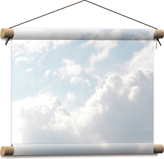 WallClassics - Textielposter - Grote Witte Wolken in de Lucht - 40x30 cm Foto op Textiel