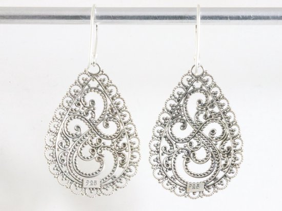 Boucles d'oreilles traditionnelles en filigrane d'argent