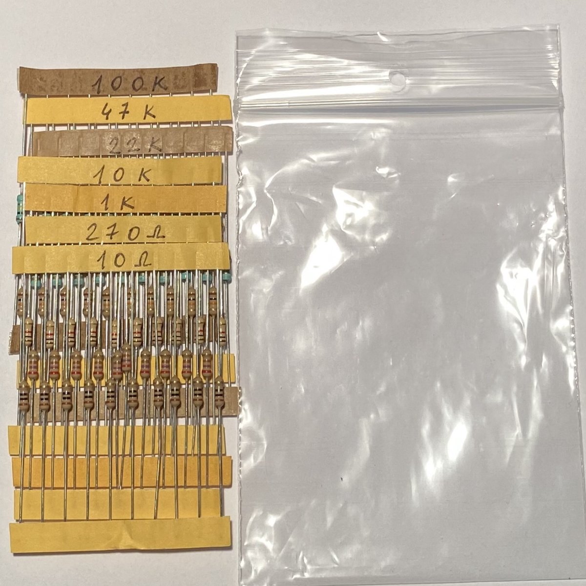 Arduino weerstanden kit - 70 stuks metaal film - 1/4 Watt - 5% | 10ohm, 270 ohm | 1k, 10k, 22k, 47k, 100k - geen-