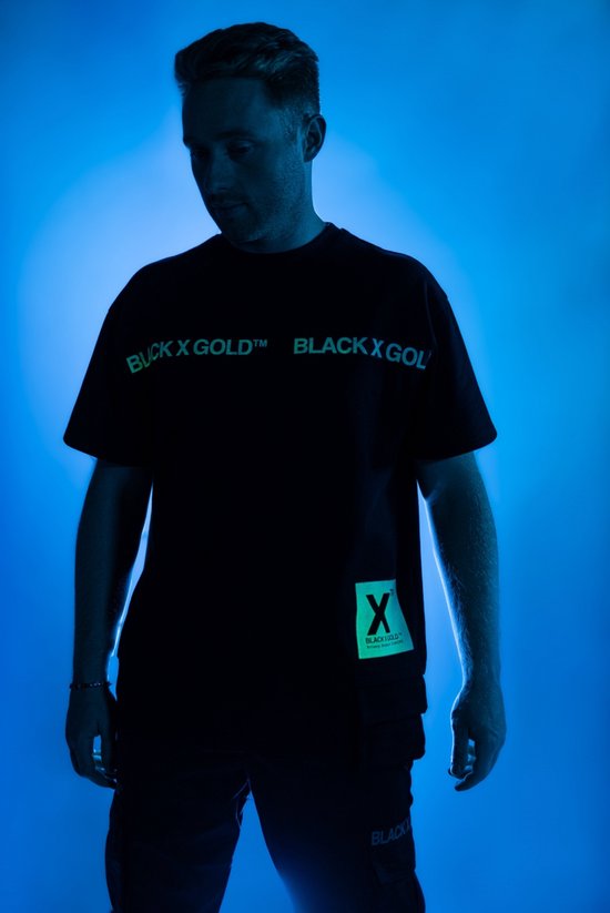 Black And Gold T-shirt zwart met glow in the dark MAAT S