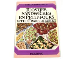 toostjes, sandwiches en petit fours uit de franse keuken