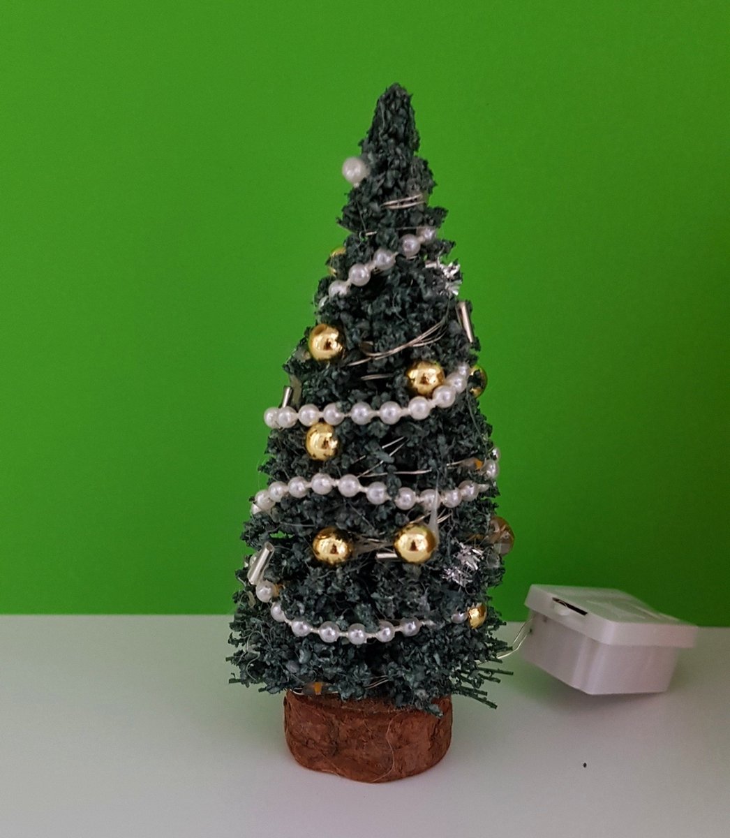 Miniatuur kerstboom met lichtjes 10cm/ Kerstboom poppenhuisinrichting