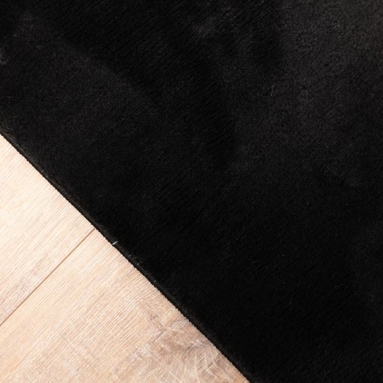 Wasbaar Groot Vloerkleed voor Woonkamer, Slaapkamer, of Onder Salontafel kopen vanaf een prijs van 5.06