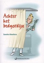 Achter het bedgordijn