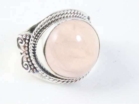 Zware bewerkte zilveren ring met rozenkwarts - maat 19