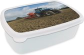 Broodtrommel Wit - Lunchbox - Brooddoos - Trekker - Blauw - Platteland - Wolken - 18x12x6 cm - Volwassenen
