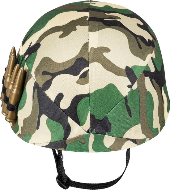 Camouflage helm met aan de zijkant een band met vier gouden nep munitiekogels.