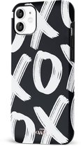 xoxo Wildhearts Can't Talk Now Black - Double Layer - Hoesje geschikt voor iPhone 12 hoesje - Hard case met zwart/witte print - Beschermhoes geschikt voor iPhone 12 case - Shockproof case met xoxo print - Zwart