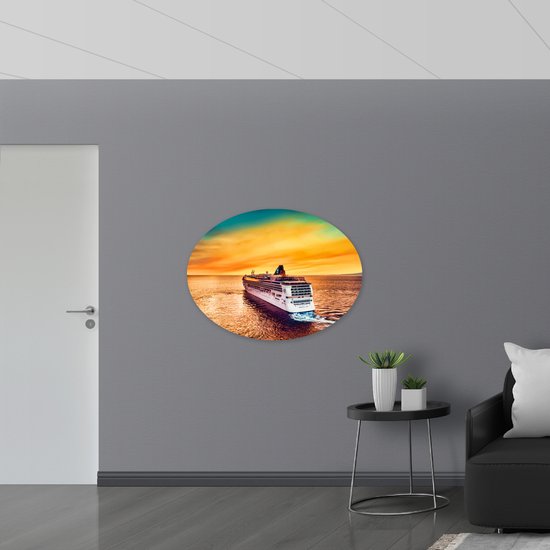 WallClassics - Plaque Ovale en Mousse PVC - Groot Bateau de Croisière sur Water avec Ciel Lumineux - 108x81 cm Photo sur Ovale (Avec Système d'accrochage)