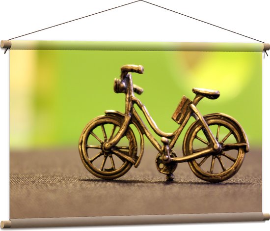 WallClassics - Textielposter - Miniatuurbeeld van Gouden Fiets - 90x60 cm Foto op Textiel