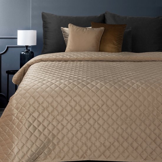 Oneiro’s luxe STELA Type 1 Beddensprei Beige - 170x210 cm – bedsprei 2 persoons - beige – beddengoed – slaapkamer – spreien – dekens – wonen – slapen