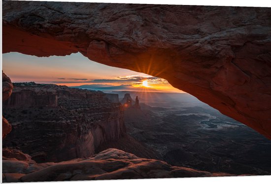 WallClassics - PVC Schuimplaat- Zonsondergang bij Canyonlands Nationaal Park - 120x80 cm Foto op PVC Schuimplaat