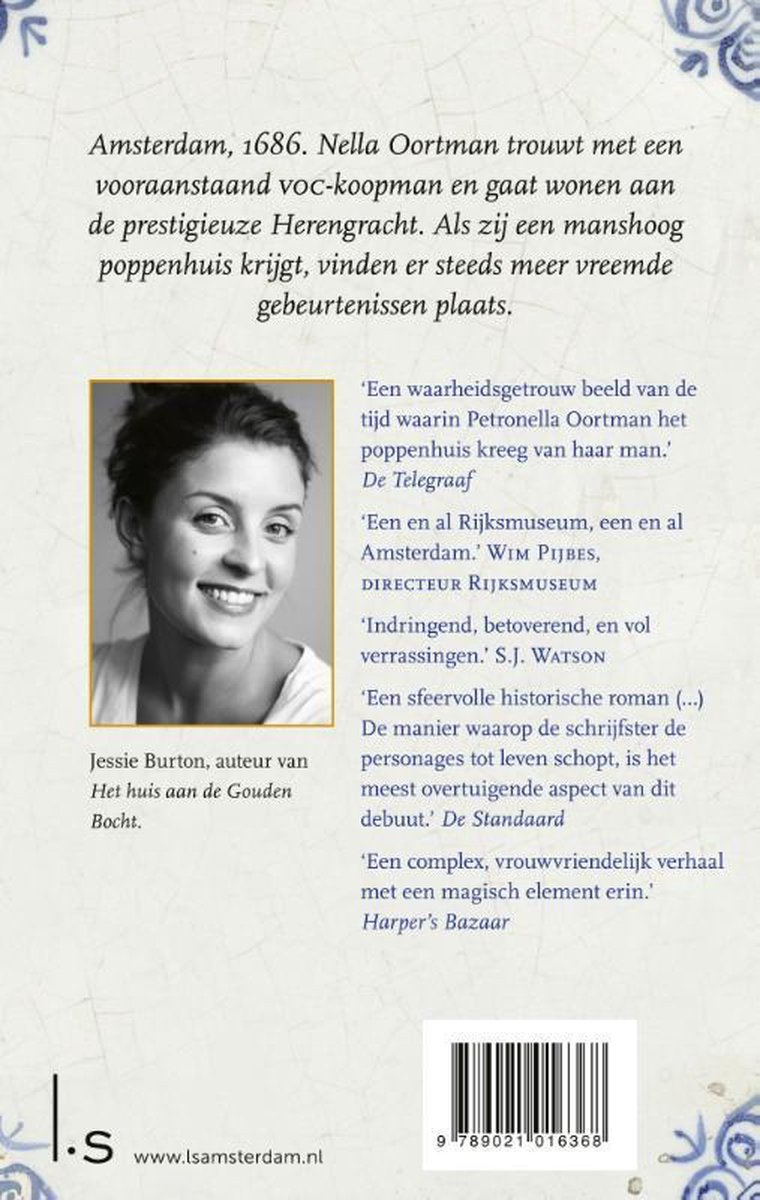 Achterkant boek 'Het huis aan de Gouden Bocht' met foto van Jessie Burton en tekstfragmenten.
