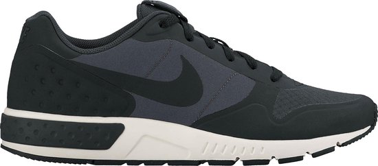 nike nightgazer 45