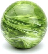 Glazen urn. Asbestemming "Elan" Bol gemarmerd groen. Afmeting 17 cm.