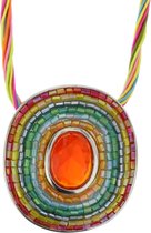 Vrolijke gekleurde ketting met ovale hanger