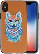 Borduurwerk Wolf Back Cases - Hoesje Geschikt voor iPhone X Bruin