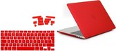Xssive Macbook Pakket 3in1 voor Macbook Air 13 inch - Laptop Cover, Toetsenbord Cover en Anti Dust Plugs - Rood