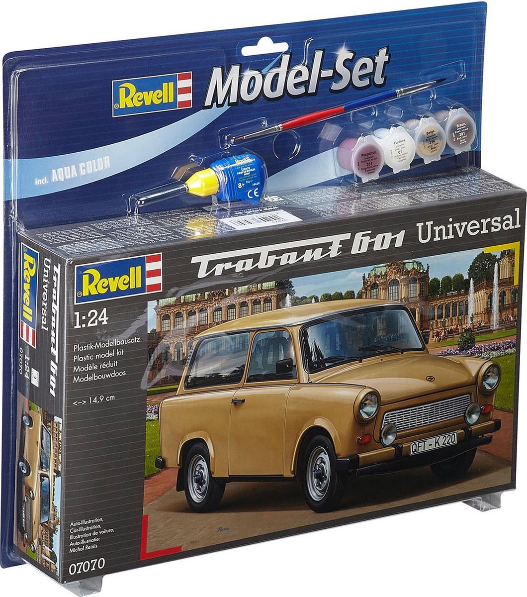 Buy 1/24 Trabant 601 Builder's Choice online for 30,50€