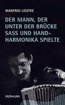 Omslag Der Mann, Der Unter Der Br cke Sa Und Handharmonika Spielte