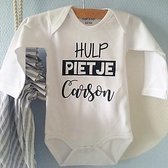 Baby Rompertje met tekst Hulp pietje met naam  | Lange mouw | wit | maat 50/56
