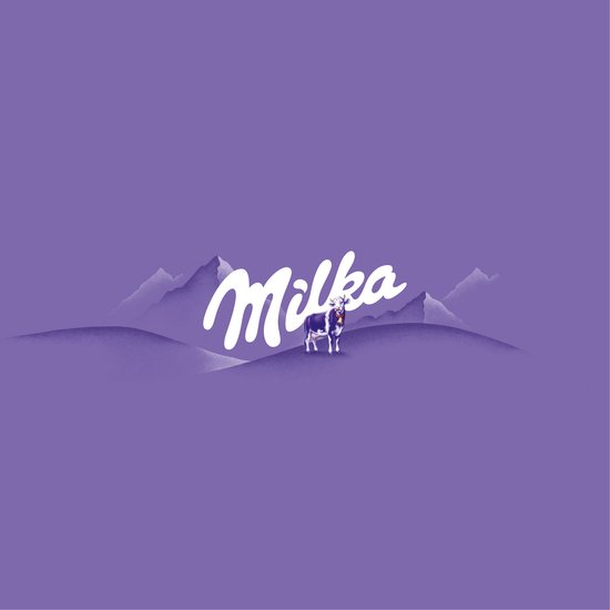 Milka logo met een koe op een paarse heuvel en berglandschap.