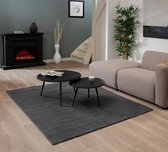 Flycarpets Malaga Laagpolig Vloerkleed - Antraciet - Wasbaar Tapijt - Woonkamer - 120x170 cm