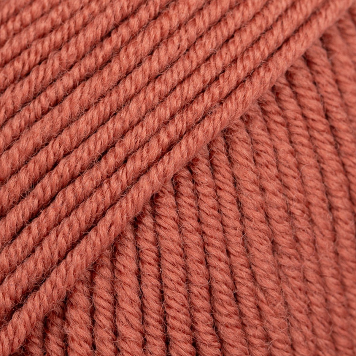 DROPS Merino Extra Fine Uni Colour - 42 ceder - Wol Garen