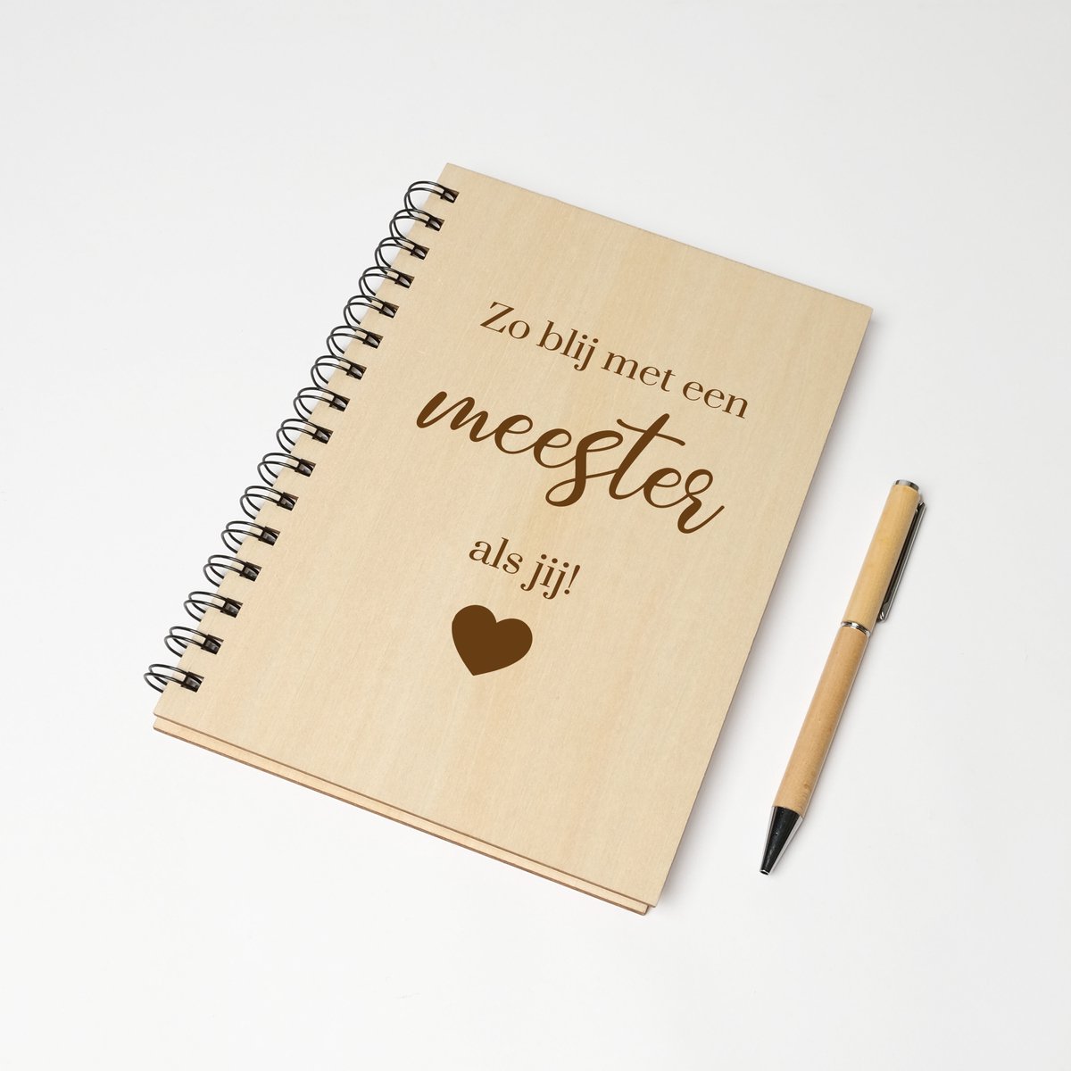 Notitieboek A5 - Luxe balpen - Cadeau - Einde schooljaar cadeau - Notitieboek - Cadeau meester - Blij met een meester als jij