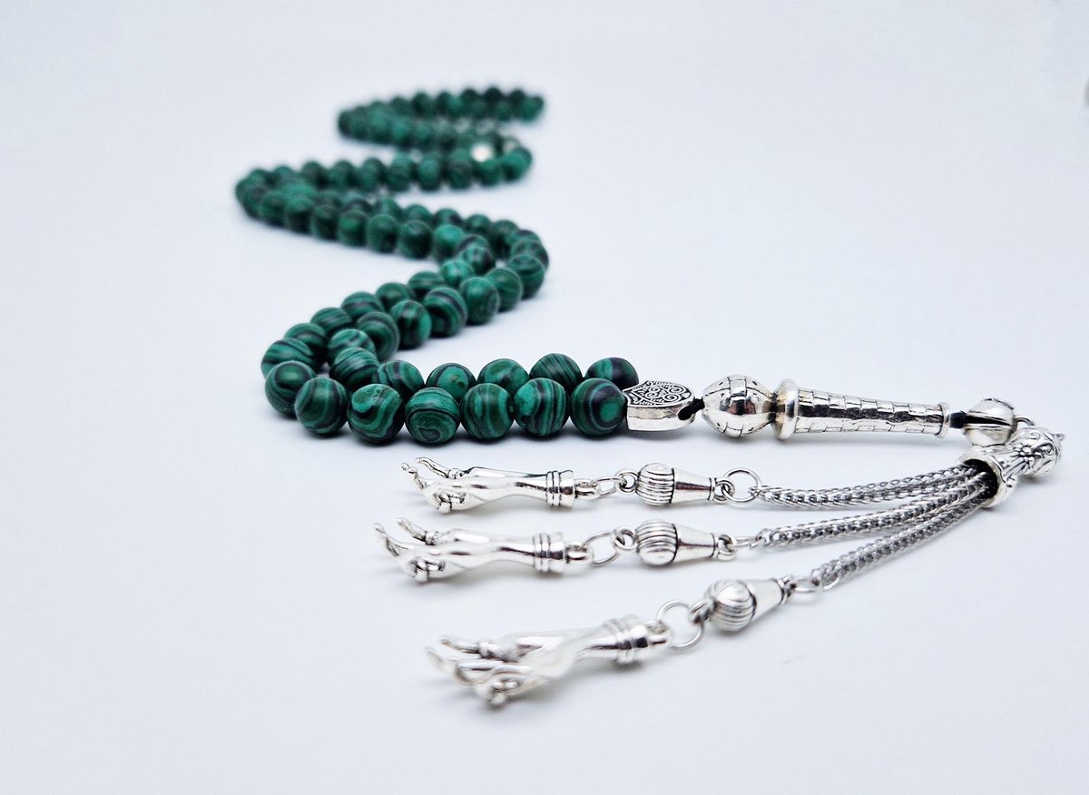 Handgemaakte tesbih "Tasbih" natuursteen "Malachiet" - Aantal kralen 99 - Diameter kralen 8MM - met metaal tassel "Palm" - Een mooi cadeau-idee