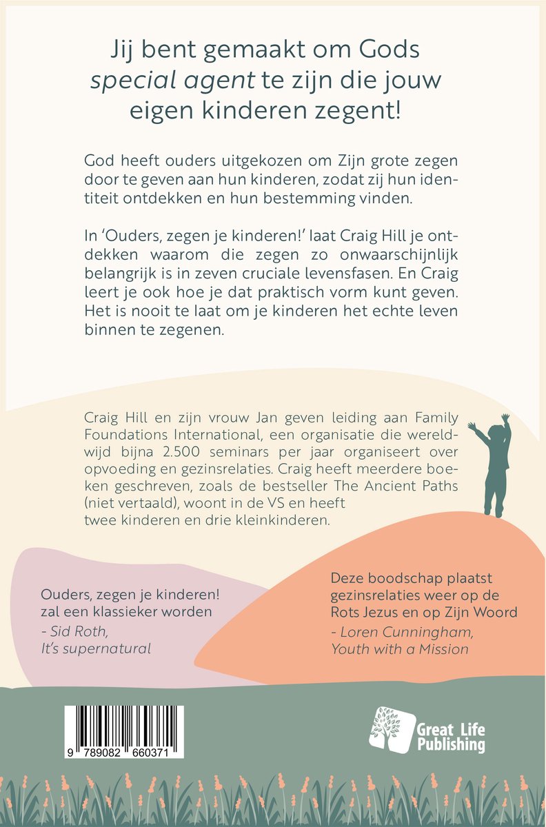Achterkant van een boek met tekst, een illustratie van een persoon met opgeheven armen en een streepjescode.