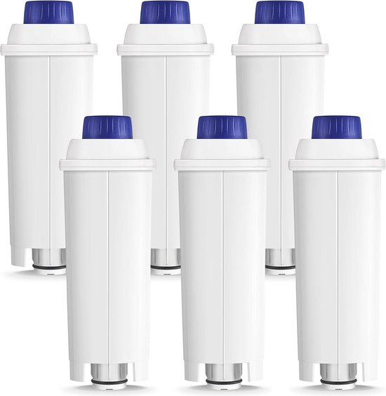 Zes witte waterfilters met blauwe doppen, staand op een witte achtergrond.