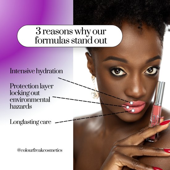 Model met een lipgloss in de kleur roze-koraal op de lippen. Tekst: '3 redenen waarom onze formules opvallen'.