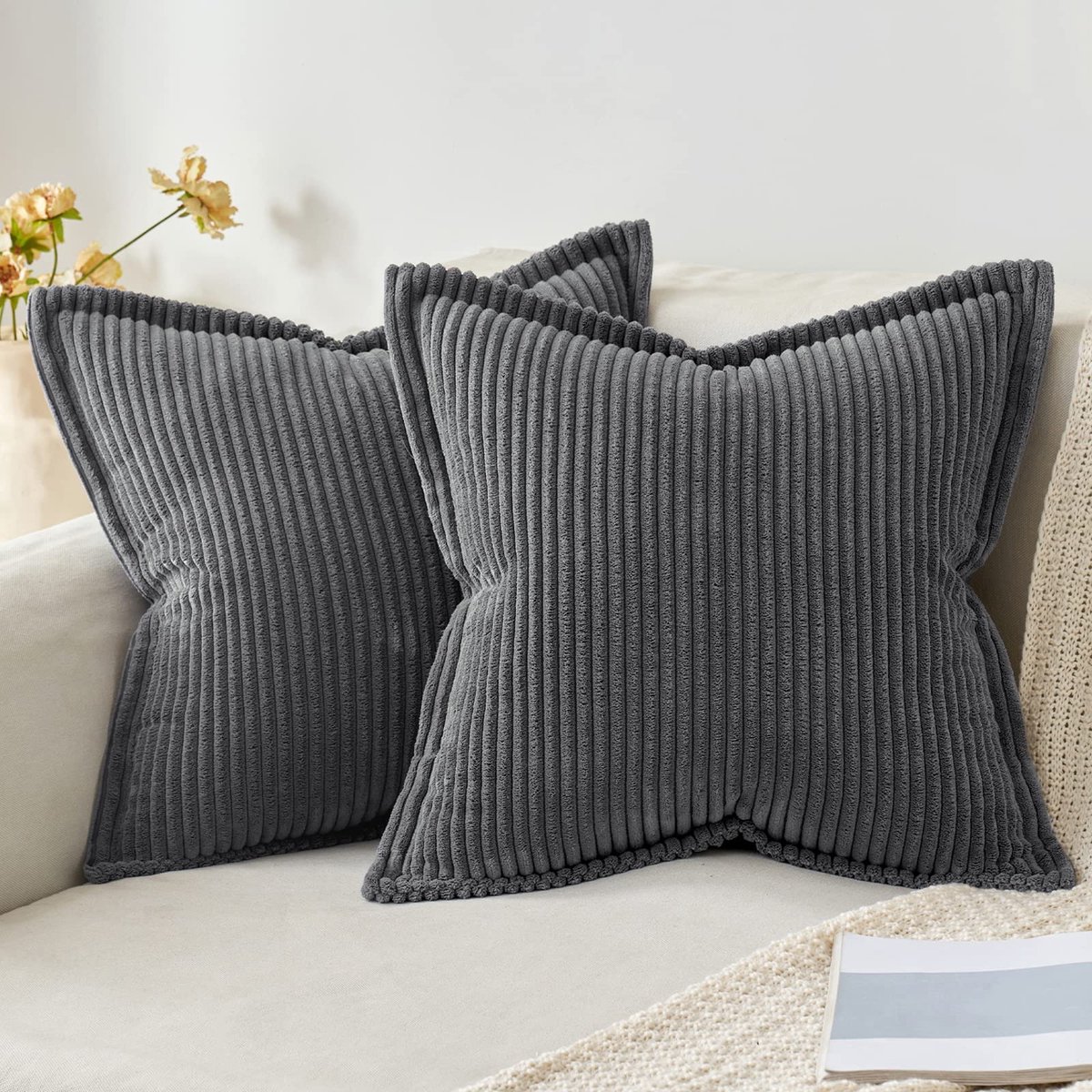 My Ninki ® Corduroy Fluwelen kussensloop, zachte kussensloop, decoratieve bankkussens, vierkante sierkussens, moderne decoratieve kussensloop, gestreepte kussenslopen voor woonkamer, slaapkamer, 2 stuks, 50 x 50 cm, donkergrijs