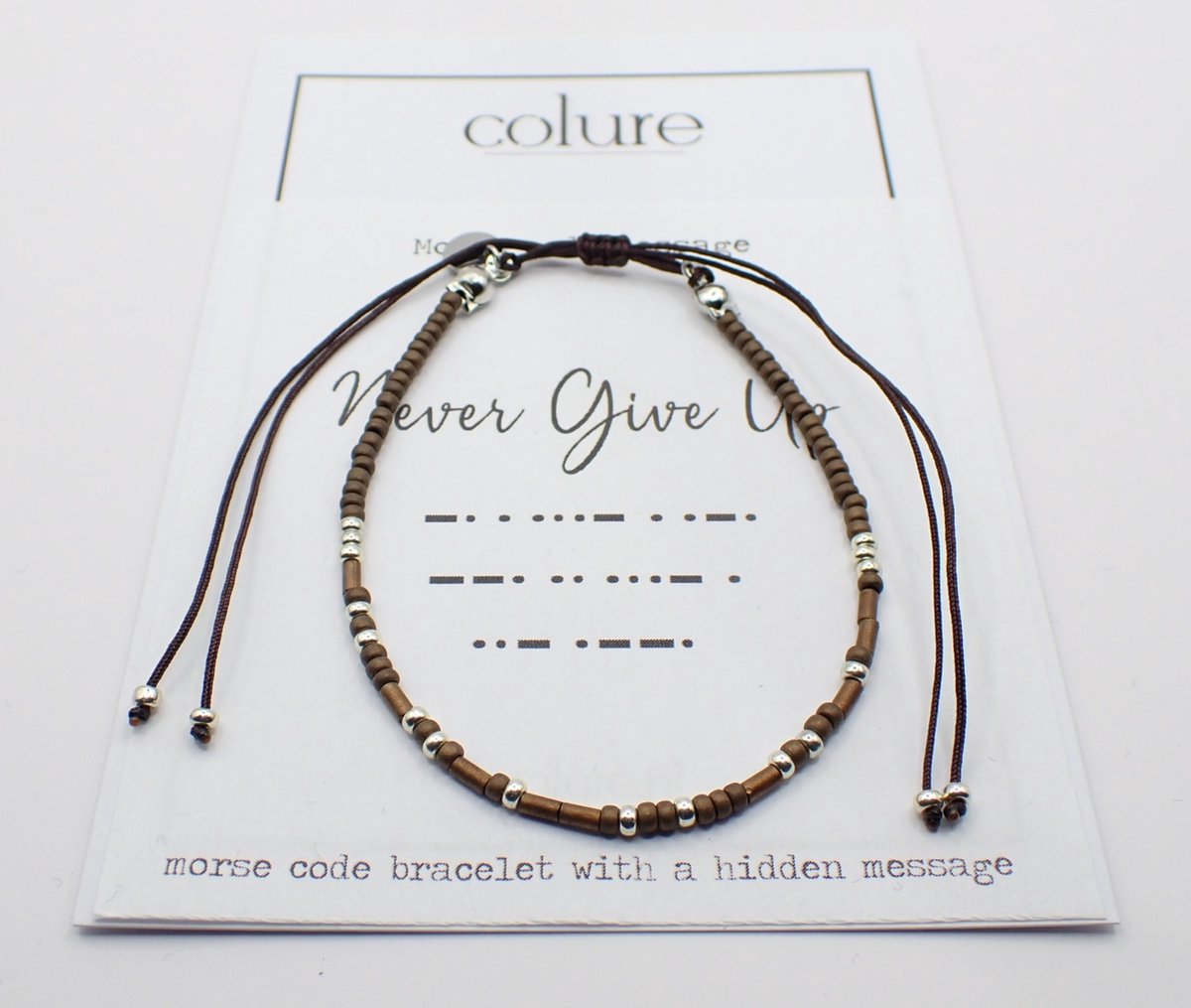 Colure® morse code armband bruin Never give up