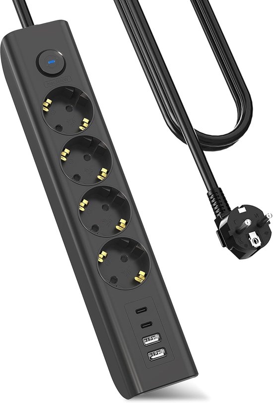 Zwarte stekkerdoos met 4 stopcontacten en 3 USB-poorten, met een gedraaide kabel en stekker.