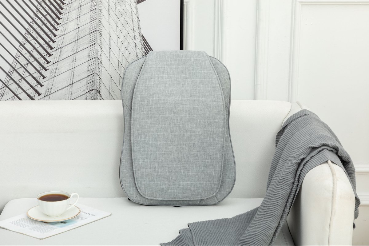 Afbeelding 2 van KHYR® - NIEUW - Shiatsu Massagekussen - Rugmassage Apparaat - Draadloos met Warmte functie - Massage kussen voor Rugmassage - Warmtekussen - Shiatsu massage Electrisch - Electrische Massage Apparaat voor rug