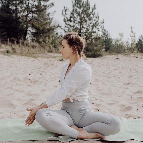 Yogamat voor op reis, dun, licht, opvouwbaar en wasbaar van Yogamat — afbeelding 3
