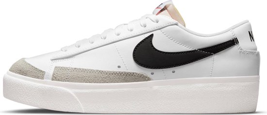 Nike W Blazer Low Platform Dames Sneakers - White/Black-Sail-Team Orange-White