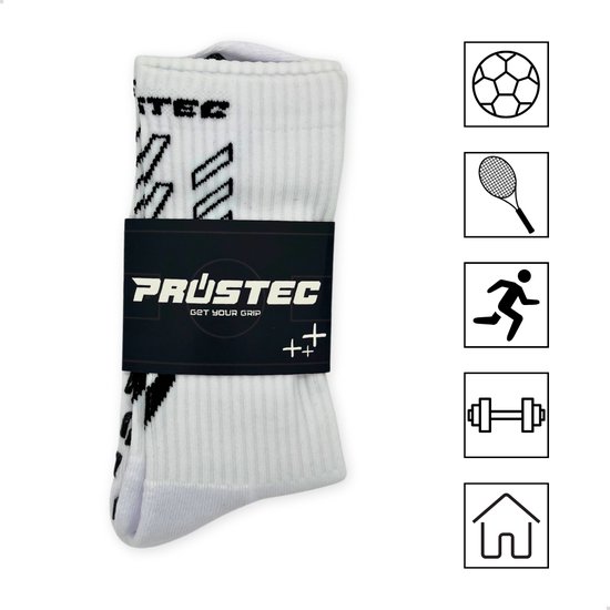 Chaussettes blanches avec éléments de grip noirs et motifs en flèche, maintenues par un emballage avec logo.
